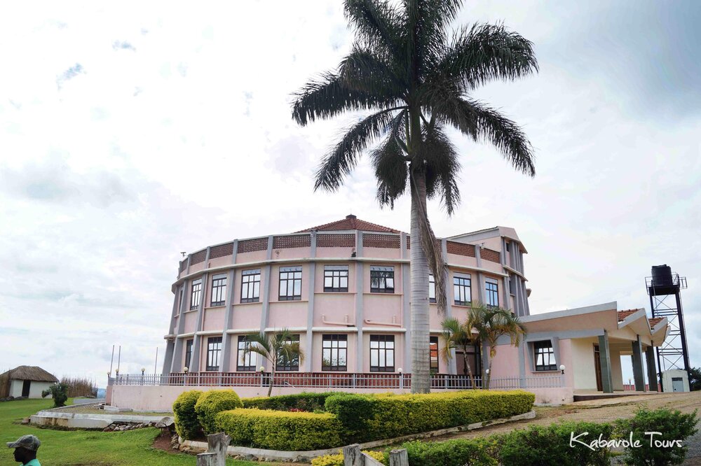 Visit Tooro Palace (Toro Palace) of Tooro Kingdom in Fort Portal, western Uganda. Credit: Kabarole Tours